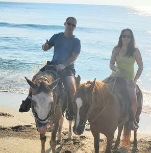 Meet your Posher, Manuel